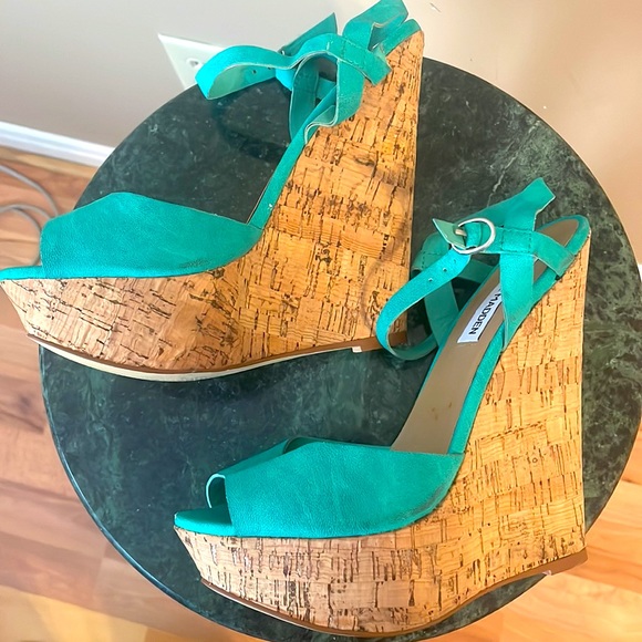 Steve Madden Wedge - Picture 3 of 4